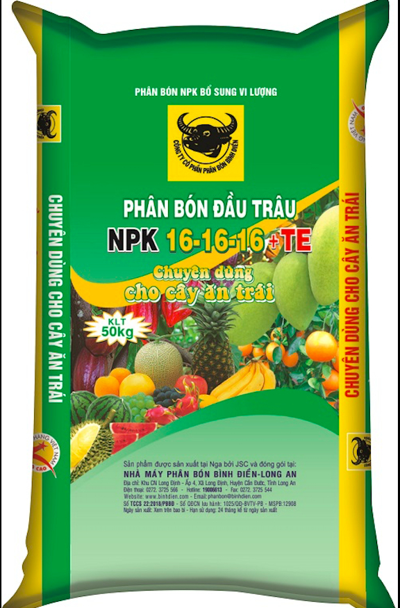 Bón phân Đầu Trâu 16 + 16 + 16 + TE giúp sầu riêng cho năng suất cao. Bón phân Đầu Trâu 16 + 16 + 16 + TE giúp sầu riêng cho năng suất cao.